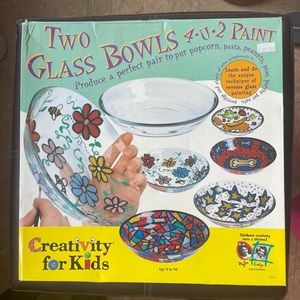 Creativity for Kids Two Glass Bowls 4.U.2 Paint